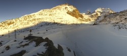 Archived image Webcam Saas-Grund Hohsaas Kreuzboden Gondola Mid-Station 09:00