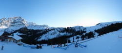 Archiv Foto Webcam Villars Gryon Diablerets Isenau 15:00