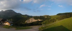 Archived image Webcam Roundshot Villars Gryon Diablerets Isenau 05:00