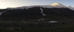 Archiv Foto Webcam Livigno: Skiort und Mottolino Fun Mountain 05:00
