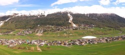 Archiv Foto Webcam Livigno: Skiort und Mottolino Fun Mountain 15:00