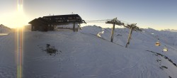 Archived image Webcam Les 3 Vallées - Le Menuires Roc des 3 Marches 07:00