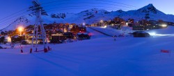 Archived image Webcam Les 3 Vallées - Base station Val Thorens 06:00