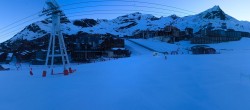 Archived image Webcam Les 3 Vallées - Base station Val Thorens 05:00