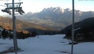Archived image Webcam Hauser Kaibling (Styria) - Top station chairlift &#39;Alm 6er&#39; 06:00