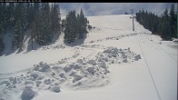 Archived image Webcam Riesneralm - Donnersbachwald: Slope 6er Schuss and chairlift Panorama 11:00