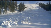 Archived image Webcam Riesneralm - Donnersbachwald: Slope 6er Schuss and chairlift Panorama 17:00