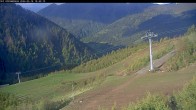 Archived image Webcam Riesneralm - Slope Nr. 9 and chairlift Panorama 17:00