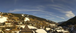 Archiv Foto Webcam Saalbach: Blick vom Alpinresort 13:00