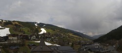 Archiv Foto Webcam Saalbach: Blick vom Alpinresort 13:00