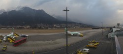 Archiv Foto Webcam Flughafen Innsbruck 02:00