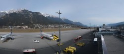 Archiv Foto Webcam Flughafen Innsbruck 11:00