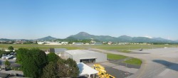 Archived image Webcam Panoramic view of Salzburg Airport 17:00