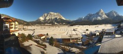 Archiv Foto Webcam Hotel Post Lermoos: Zugspitze 13:00