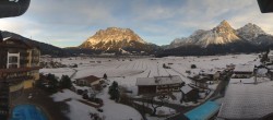 Archiv Foto Webcam Hotel Post Lermoos: Zugspitze 15:00