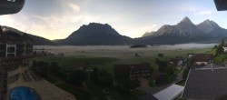 Archiv Foto Webcam Hotel Post Lermoos: Zugspitze 06:00