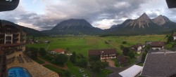Archiv Foto Webcam Hotel Post Lermoos: Zugspitze 19:00
