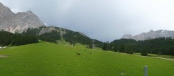Archiv Foto Webcam Ehrwalder Almbahn Panorama 15:00