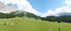 Archiv Foto Webcam Ehrwalder Almbahn Panorama 13:00