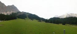 Archiv Foto Webcam Ehrwalder Almbahn Panorama 05:00