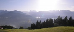 Archiv Foto Webcam Dolomiten Panorama - Hotel Sambergerhof 01:00