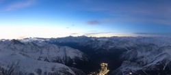 Archiv Foto Webcam Rundblick Pointe Helbronner (3462 m) 06:00