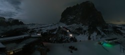 Archived image Webcam Val Gardena: Top station Ciampinoi 01:00