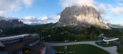 Archiv Foto Webcam Gröden: Bergstation Ciampinoi 05:00