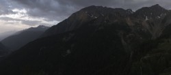 Archiv Foto Webcam Courmayeur - Checrouit Panorama 05:00
