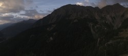 Archiv Foto Webcam Courmayeur - Checrouit Panorama 05:00