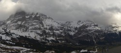 Archived image Webcam Grindelwald First midway station 15:00