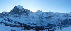 Archived image Webcam Grindelwald First midway station 07:00