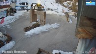 Archived image Webcam Campo Felice - base station chairlift Brecciara (Italy) 05:00