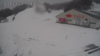 Archived image Webcam Gala Yuzawa Ski Resort - Central Area 13:00