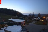 Archived image Webcam Heipark, Tošovice (Czech Republic) - Snowtubing and base station t-bar lift H1 06:00