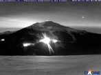 Archived image Webcam Monte Cimone - Farmhouse La Carvarola 01:00