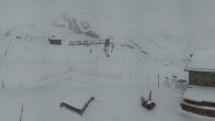 Archived image Webcam Saas Fee - Längfluh chair lift 09:00