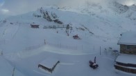 Archived image Webcam Saas Fee - Längfluh chair lift 15:00