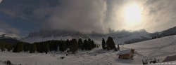 Archiv Foto Webcam Geisleralm: Blick auf die Geislerspitzen 13:00