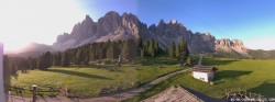 Archiv Foto Webcam Geisleralm: Blick auf die Geislerspitzen 05:00