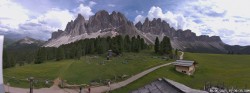 Archiv Foto Webcam Geisleralm: Blick auf die Geislerspitzen 15:00