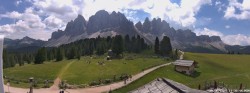 Archiv Foto Webcam Geisleralm: Blick auf die Geislerspitzen 11:00
