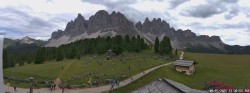 Archiv Foto Webcam Geisleralm: Blick auf die Geislerspitzen 13:00
