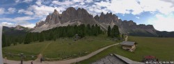 Archiv Foto Webcam Geisleralm: Blick auf die Geislerspitzen 15:00