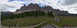 Archiv Foto Webcam Geisleralm: Blick auf die Geislerspitzen 17:00
