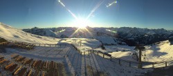 Archiv Foto Webcam Diedamskopf: Panorama Bergstation Seilbahn 07:00