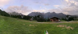 Archiv Foto Webcam Arêches Beaufort - Le Cuvy 06:00