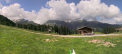 Archived image Webcam Arêches Beaufort - Top station Le Cuvy 11:00
