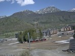 Archived image Webcam Hemsedal Ski Resort: View Alpin Lodge 13:00