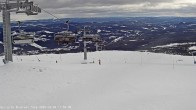 Archived image Webcam Trysil: Chair Lift Skihytta Ekspress Top Station 11:00